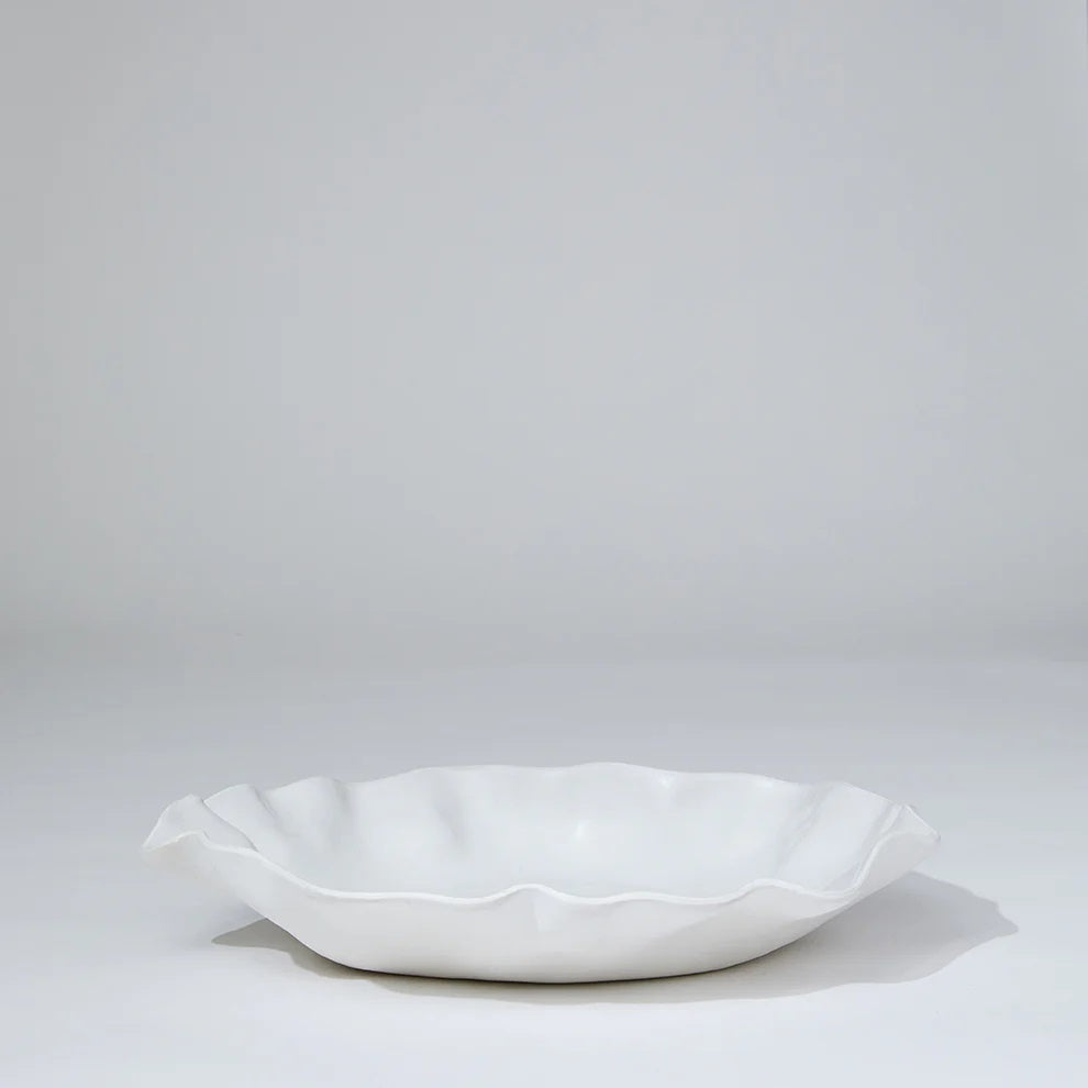 Ruffle Round Platter Snow White - XL