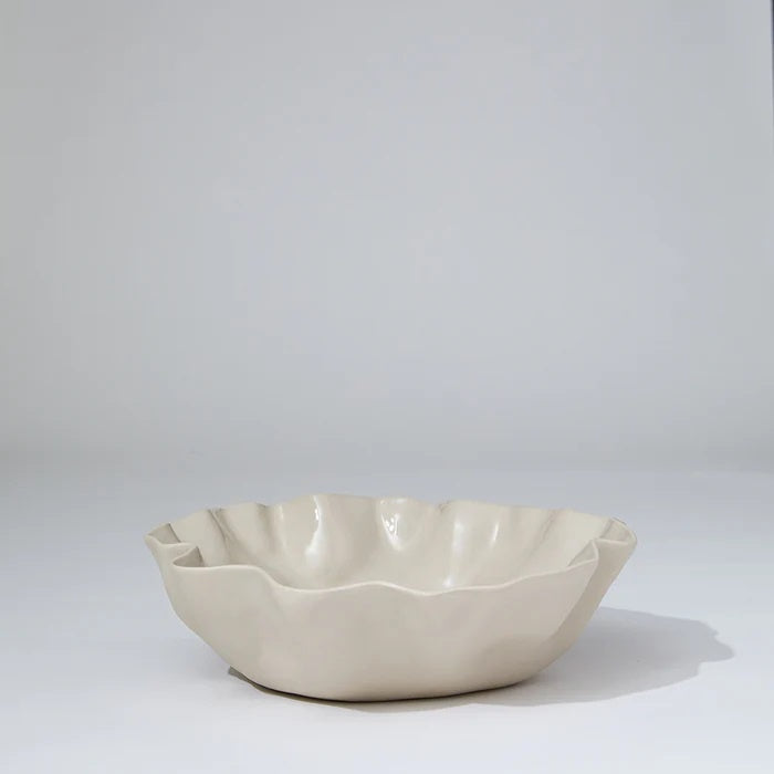 Ruffle Bowl Chalk White - L