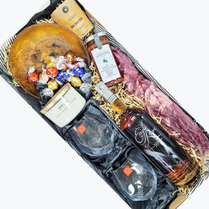 Premium Meat, Giftware & Bottle Hamper